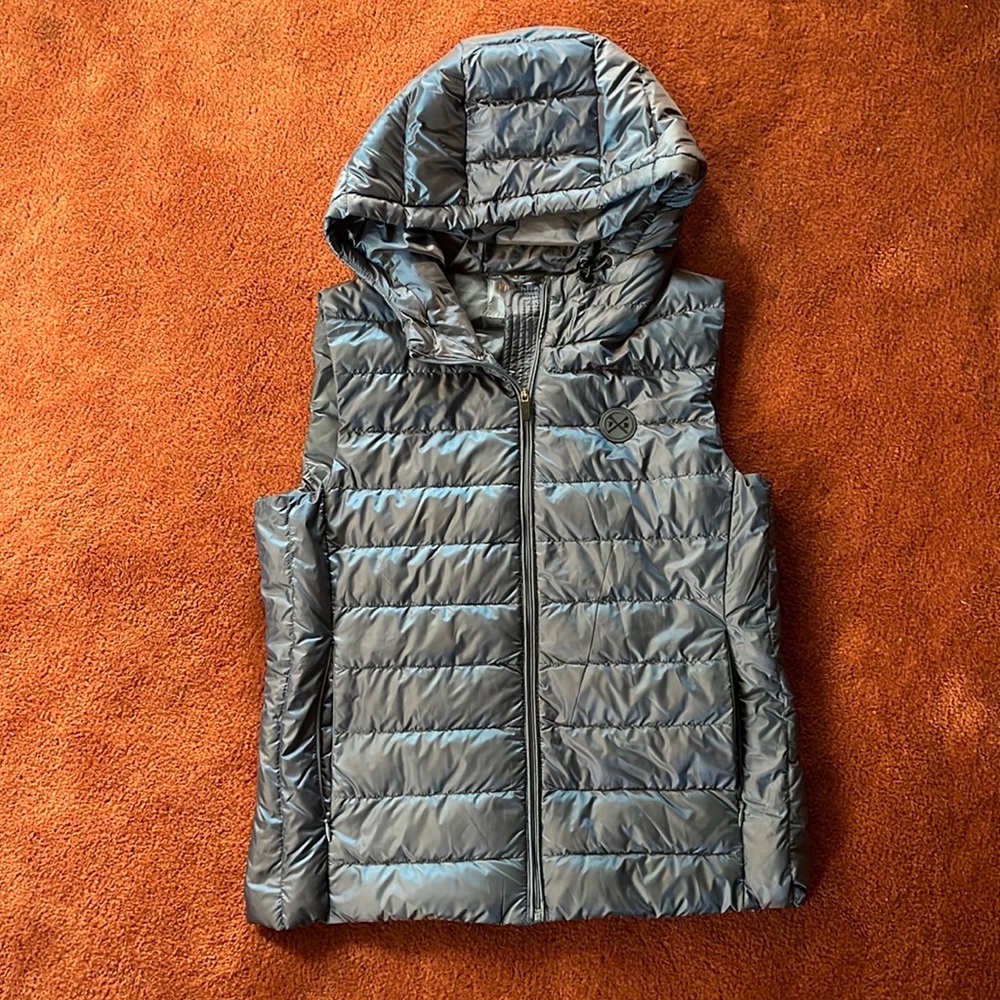 Free ride equestrian lightweight down puffer vest - size S